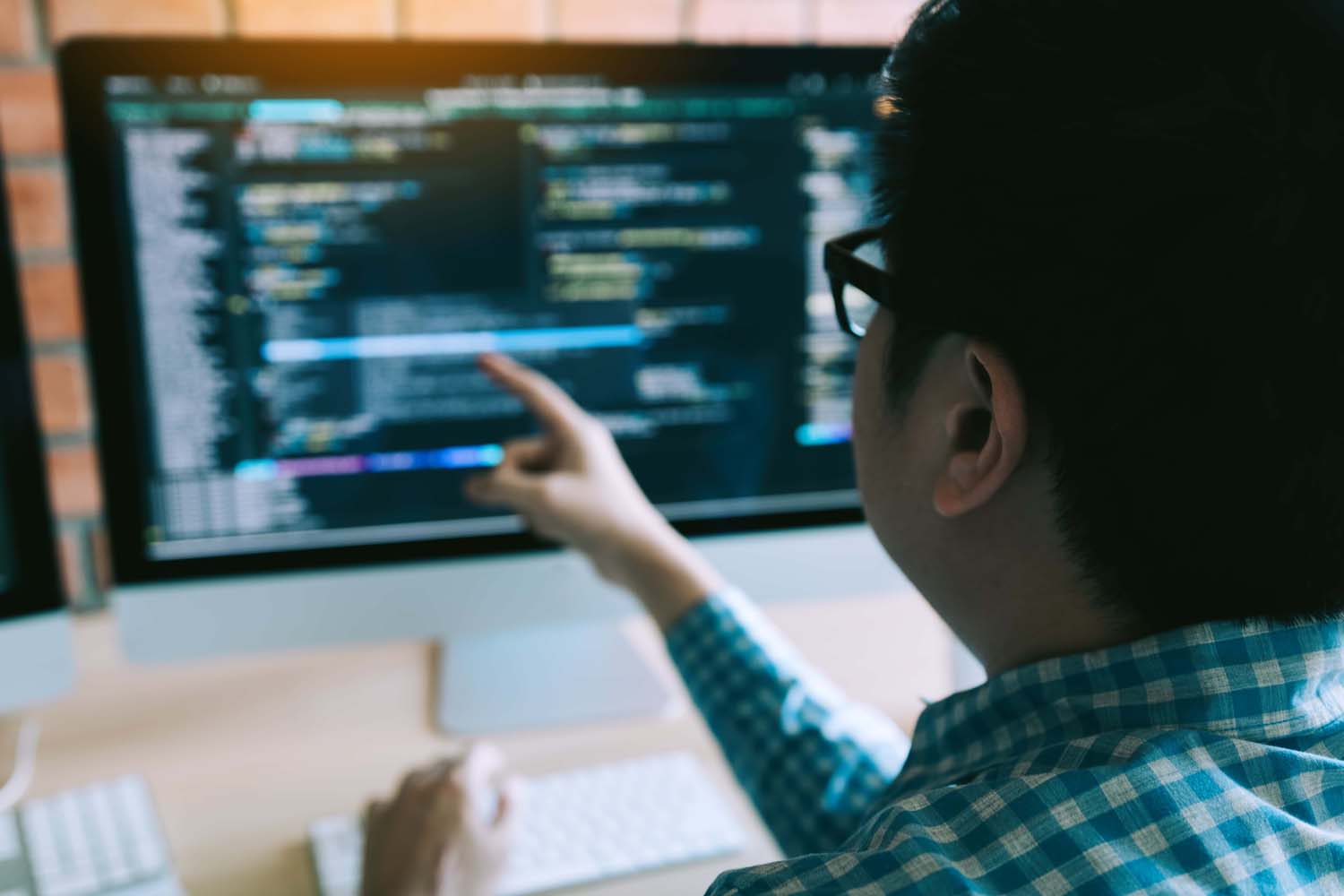 man hands pointing coding html