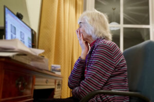 Old,elderly,senior,person,learning,computer,and,online,internet,skills